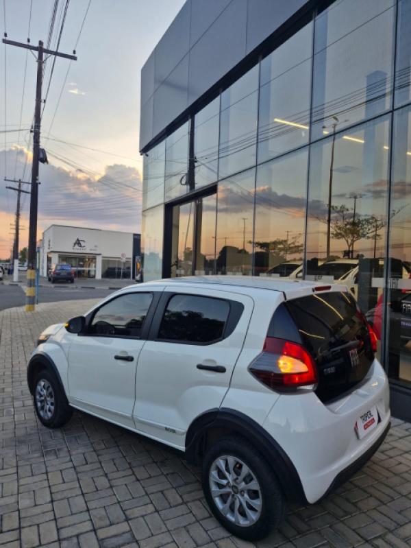 Fiat - 1.0 EVO FLEX LIKE. MANUAL - Branco - 9 - Tropical Multimarcas - Nossa Marca é Confiança!