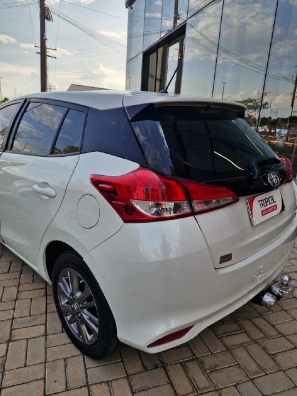 Toyota - 1.3 16V FLEX XL MULTIDRIVE - Branco - 13 - Tropical Multimarcas - Nossa Marca é Confiança!