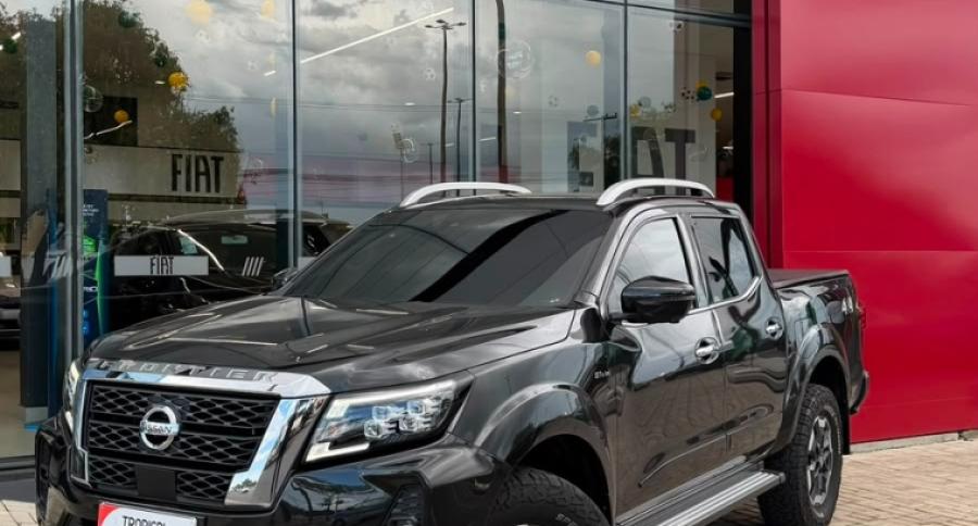 Nissan - 2.3 16V TURBO DIESEL PLATINUM CD 4X4 AUTOMÁTICO - Preto - Tropical Multimarcas - Nossa Marca é Confiança!