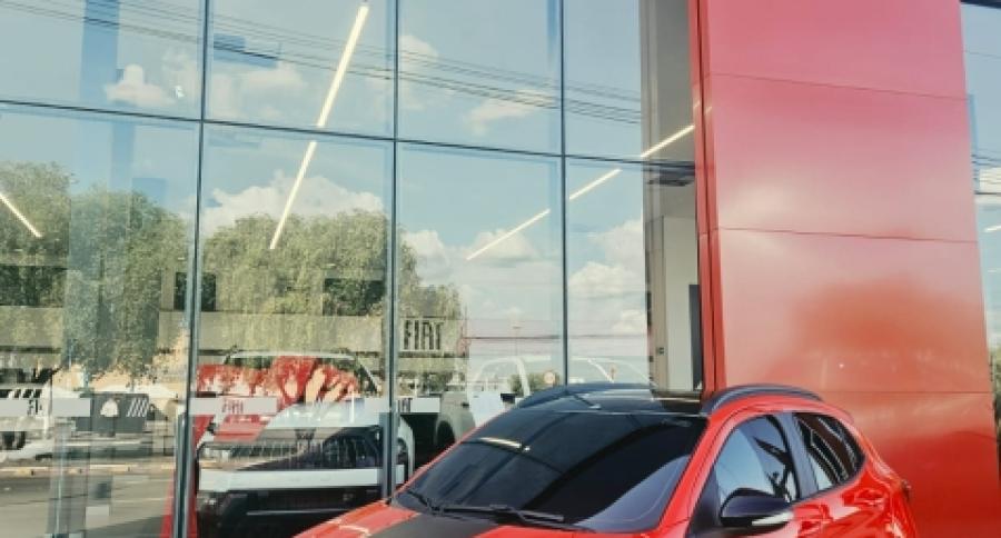 Fiat - 1.3 FIREFLY FLEX TREKKING CVT - Vermelho - Tropical Multimarcas - Nossa Marca é Confiança!