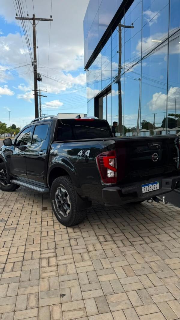 Nissan - 2.3 16V TURBO DIESEL PLATINUM CD 4X4 AUTOMÁTICO - Preto - 5 - Tropical Multimarcas - Nossa Marca é Confiança!