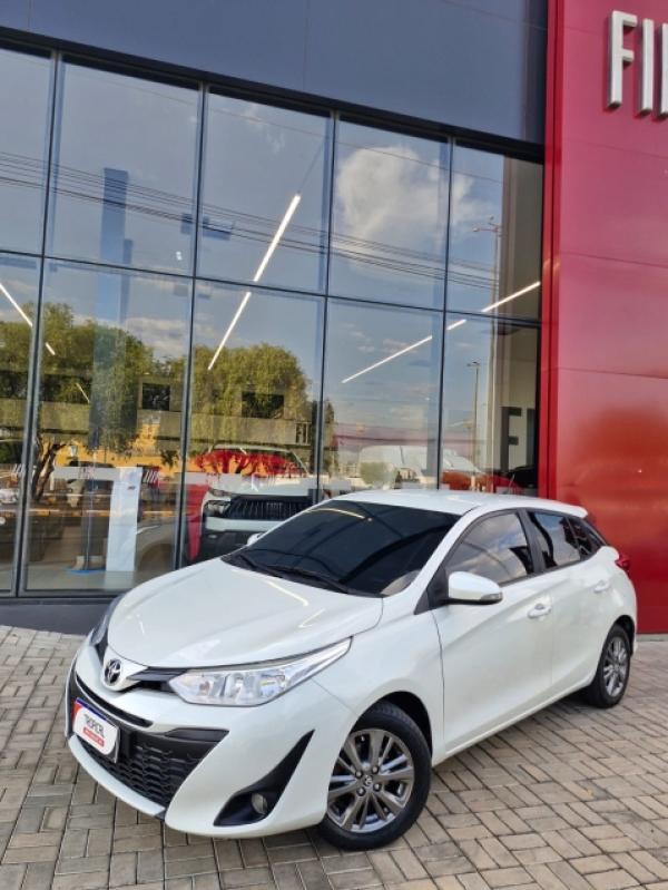 Toyota - 1.3 16V FLEX XL MULTIDRIVE - Branco - 1 - Tropical Multimarcas - Nossa Marca é Confiança!