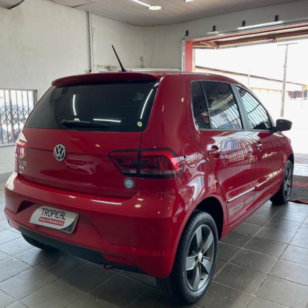 Volkswagen - CONNECT 1.6 MANUAL - Vermelho - 3 - Tropical Multimarcas - Nossa Marca é Confiança!