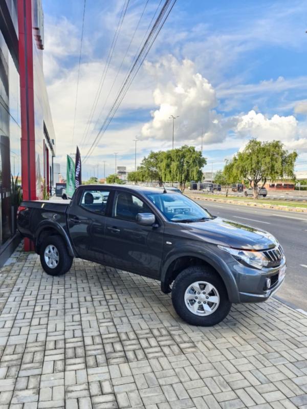 Mitsubishi - 2.4 16V TURBO DIESEL SPORT GLS CD 4P 4X4 AUTOMÁTICO - Marrom - 2 - Tropical Multimarcas - Nossa Marca é Confiança!